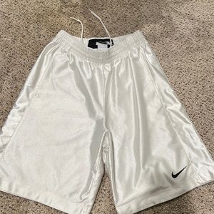 Men’s Nike basketball shorts